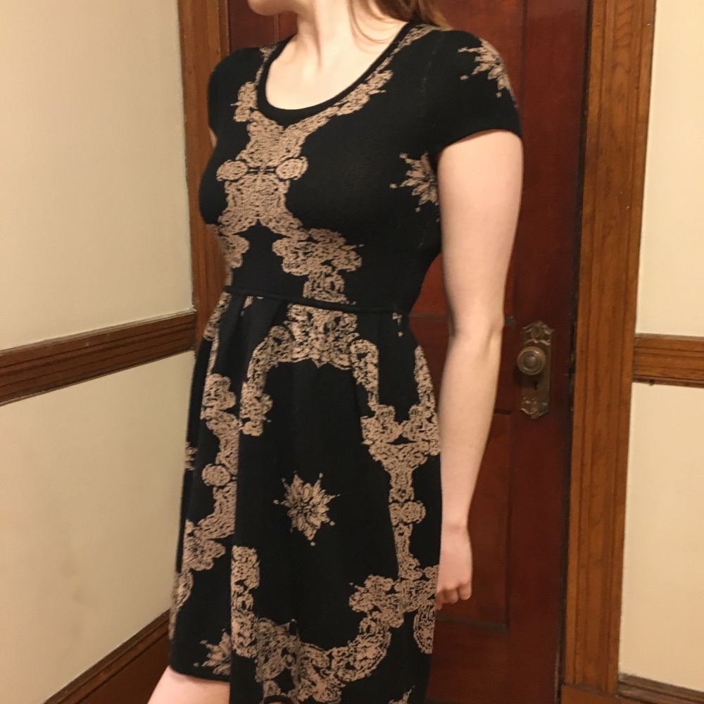 Romeo + Juliet Comfy Knit Dress